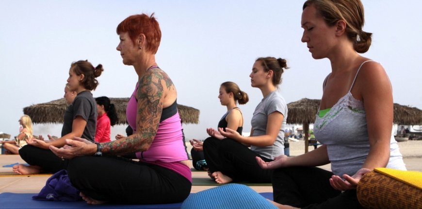 What Are Drop-In Yoga Classes and Why You Should Opt For Them